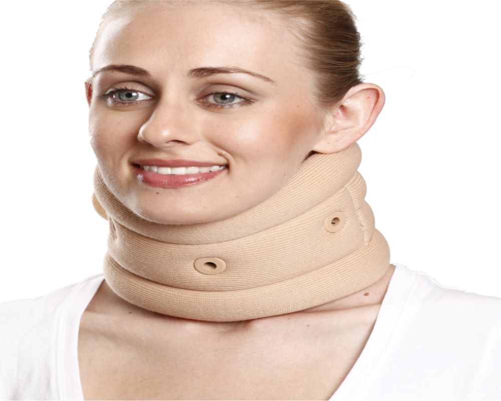 Cervical collar support 